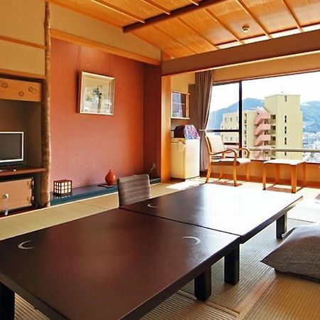 Atami Juraku Hotel Extérieur photo