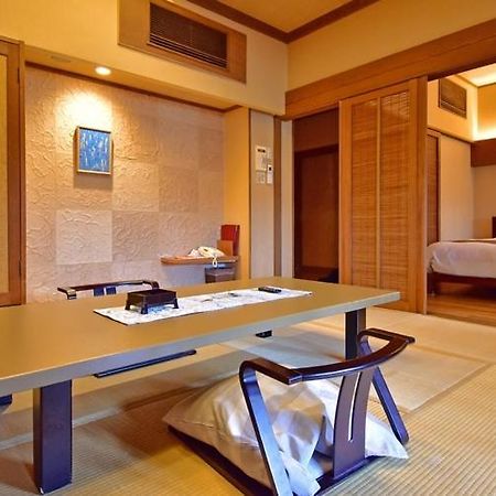 Atami Juraku Hotel Extérieur photo