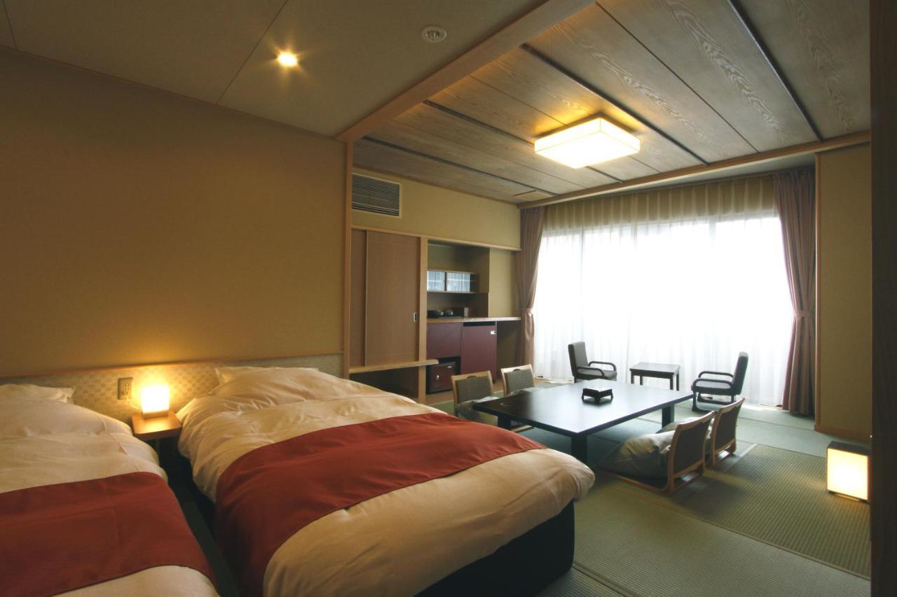 Atami Juraku Hotel Extérieur photo